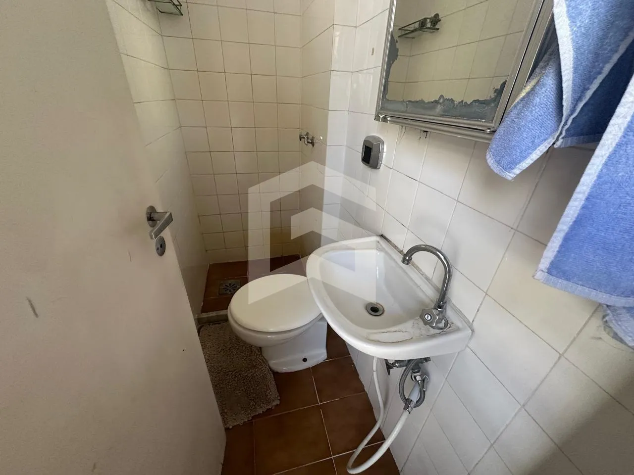 Furnished apartment, 252 m², with a walk-in closet — photo 36