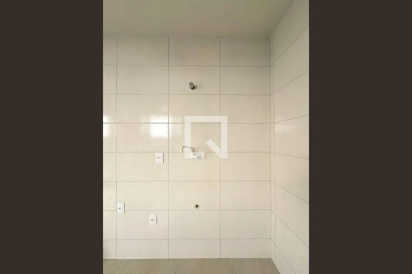 One-bedroom, 30 m² apartment in Florianópolis — photo 13