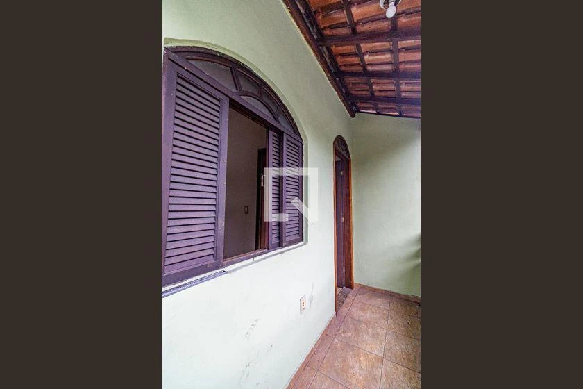Rental house with balcony, 4 bedrooms and 120 m² — photo 14