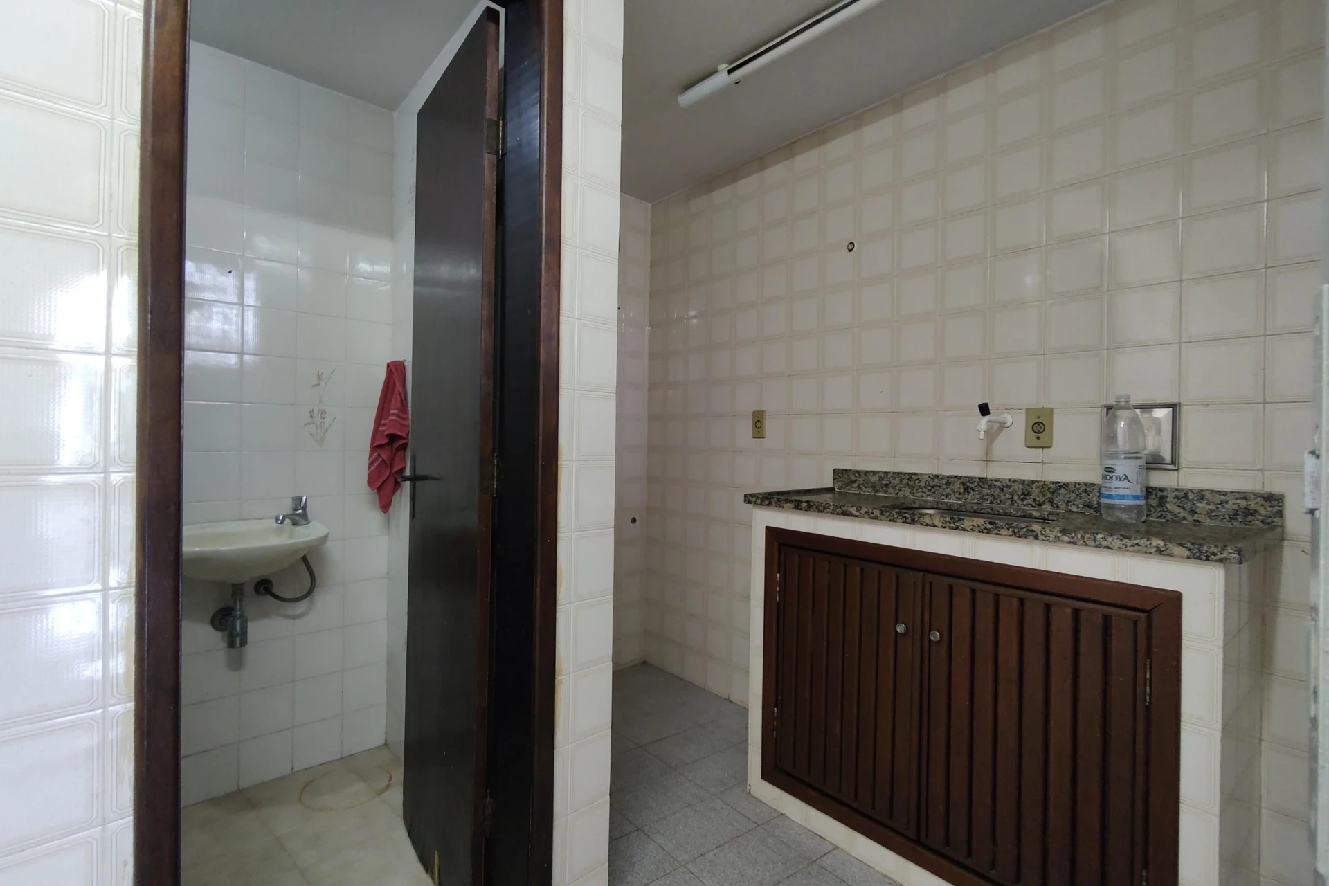 Jacuzzi y 3 dormitorios: casa de 742 m² — photo 81