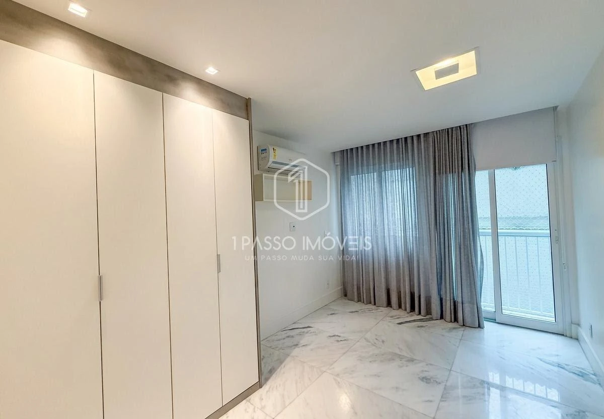 Furnished 140 m² apartment with 3 en-suite rooms and 2 spots — photo 21