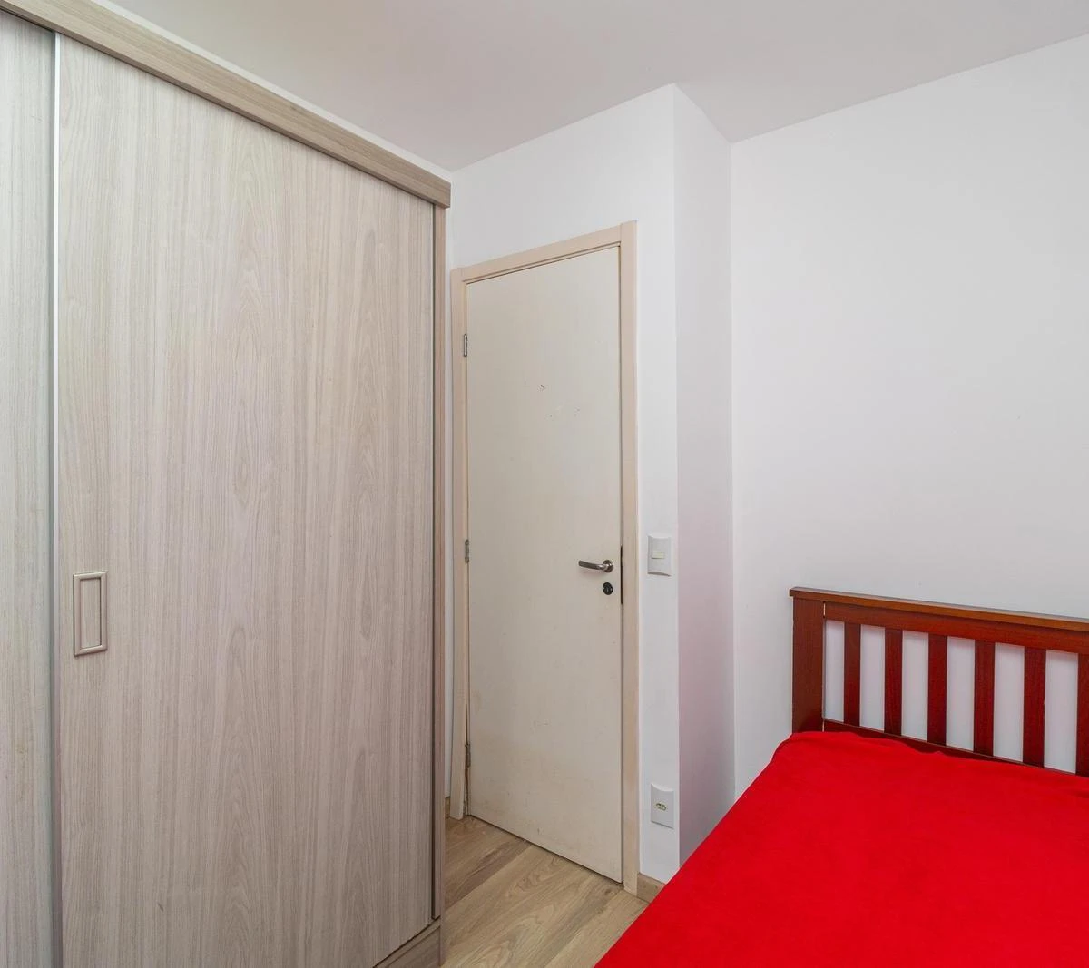 Furnished apartment, 48 m², with a washing machine — photo 22