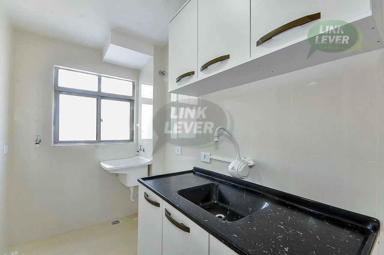 Studio apartment with 1 bedroom and 1 bathroom — photo 17