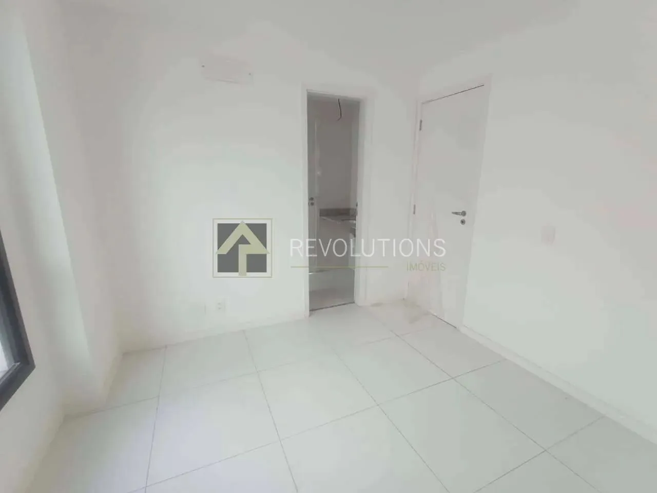 Casa com 3 quartos e 5 banheiros — photo 9