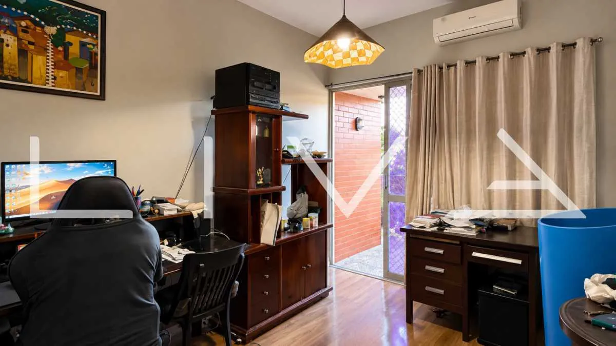 Furnished apartment, 133 m², with a private BBQ — photo 15
