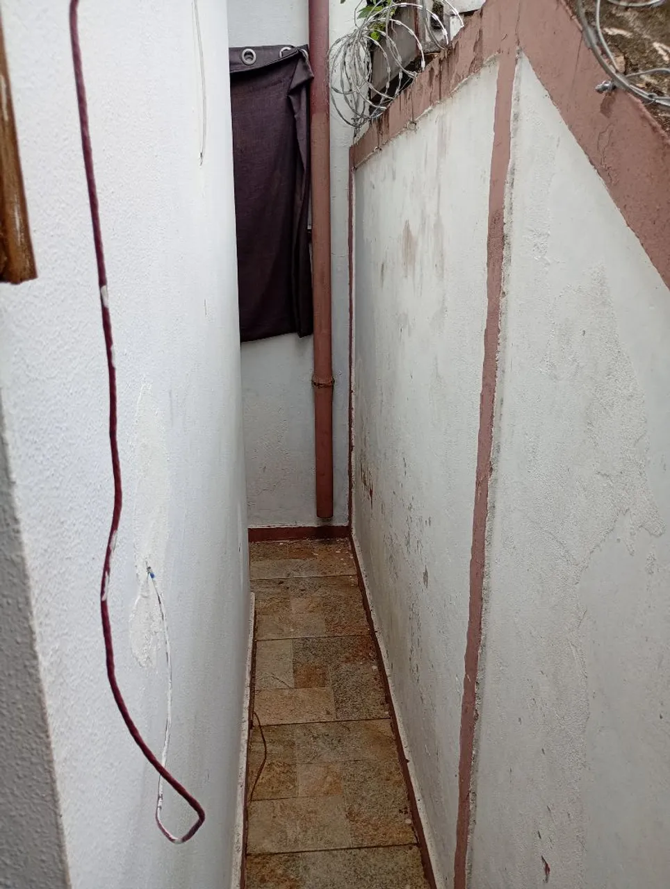 Casa para locação com 2 quartos, 2 banheiros e varanda — photo 17