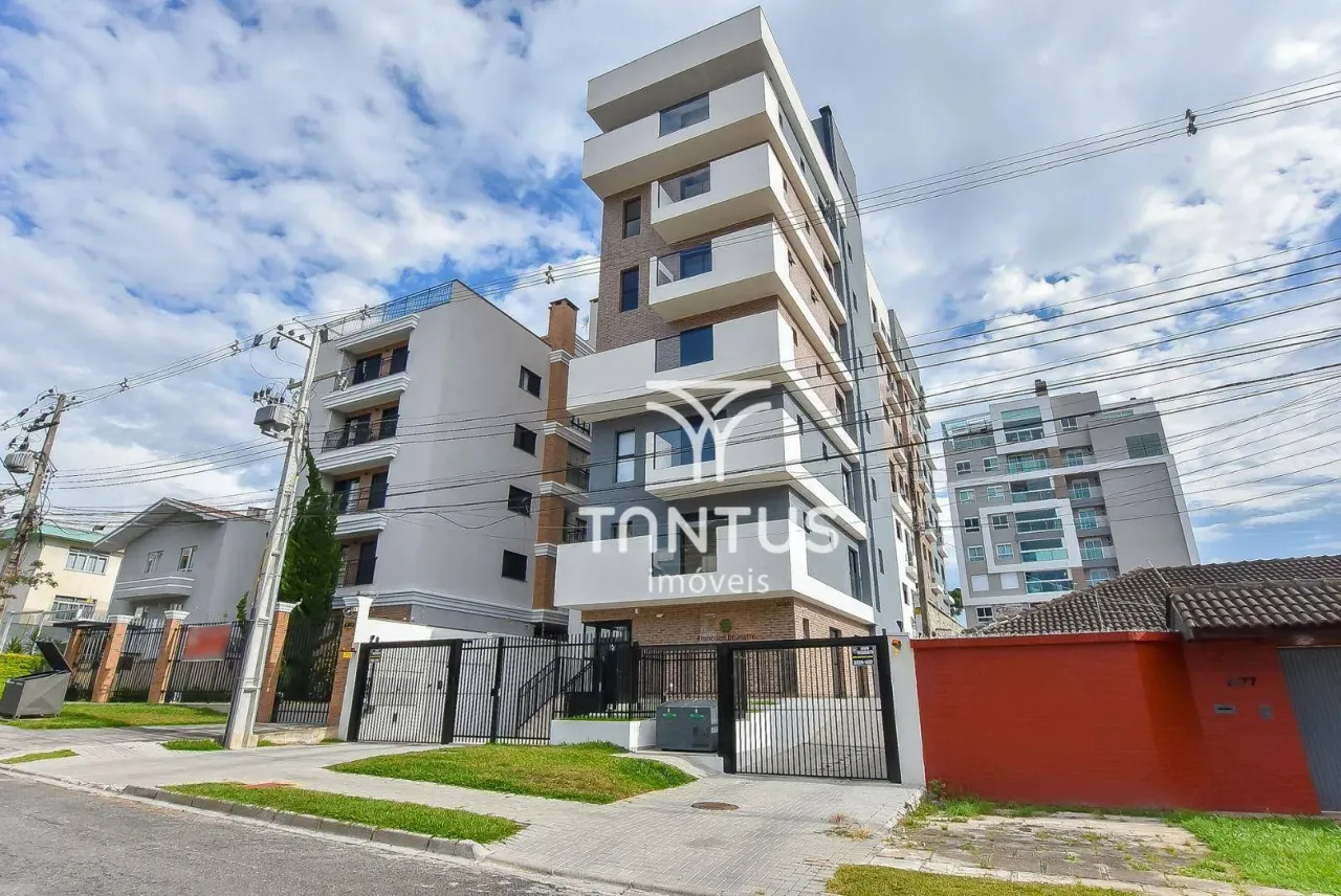 2-bedroom apartment with 2 parking spaces and en-suite — photo 3