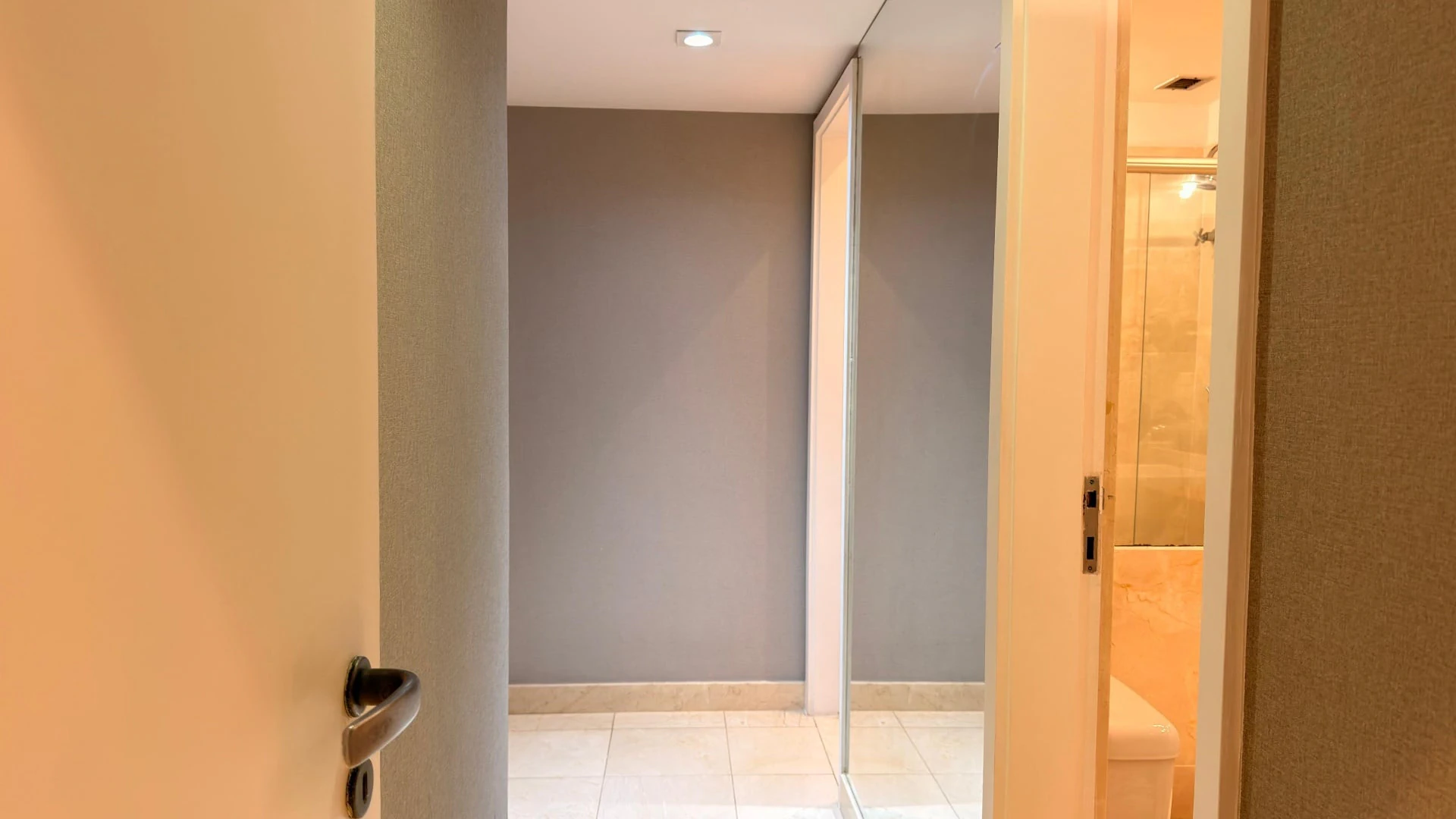 Apartamento, 162 m², com janelas do piso ao teto — photo 22