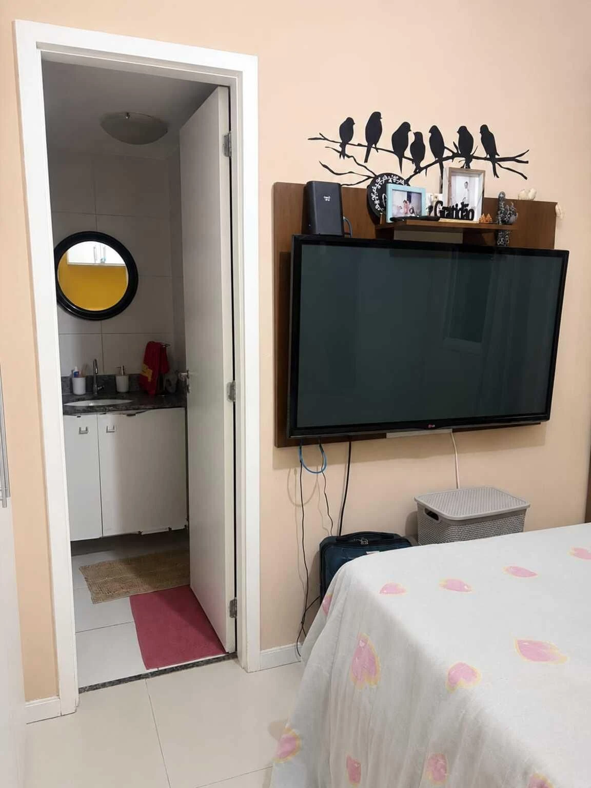 Мебльована квартира з 3 спальнями, 2 ванними та 1 місцем — photo 9