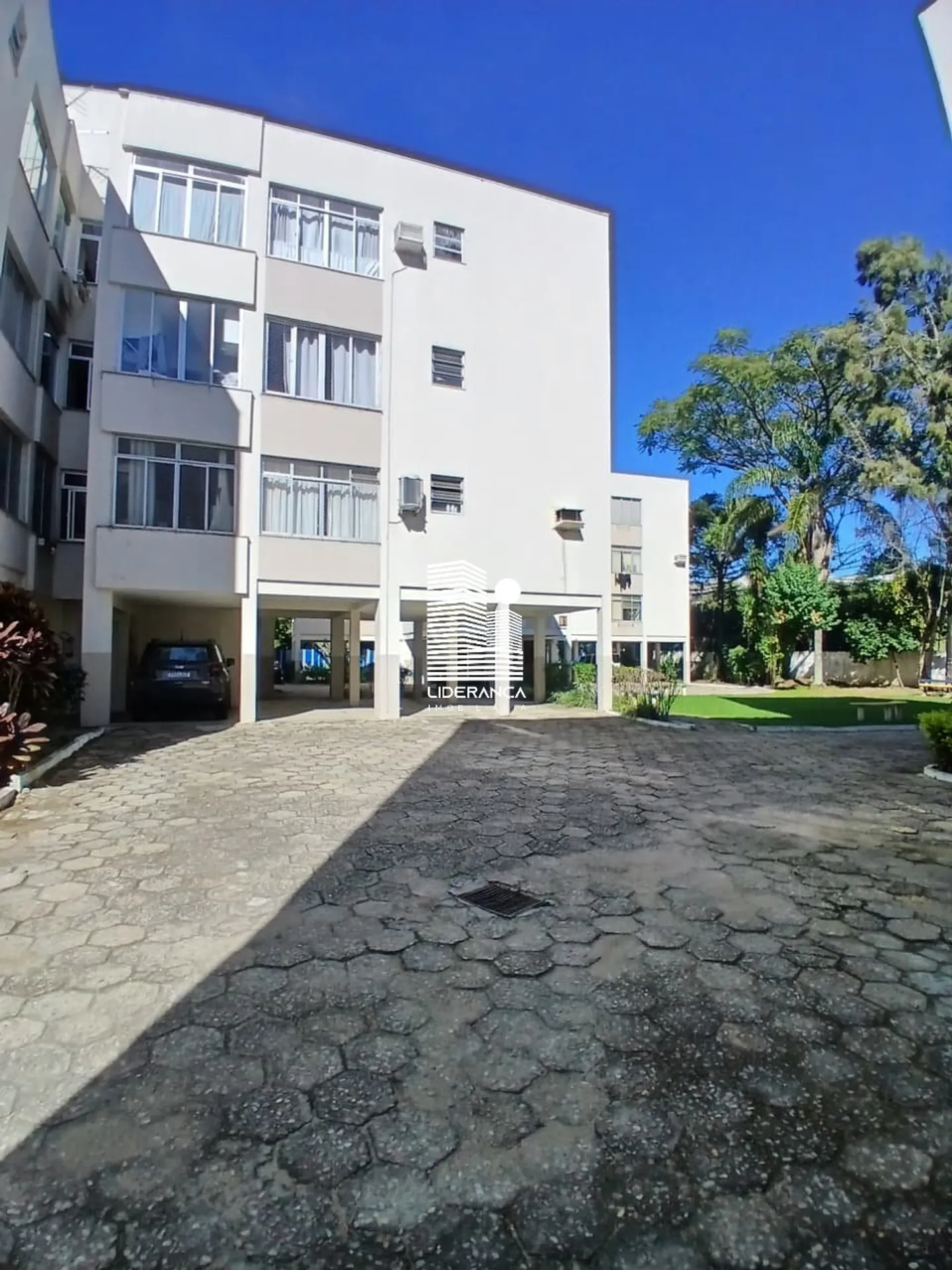 1-bedroom apartment with 1 parking space and 45 m² — photo 6