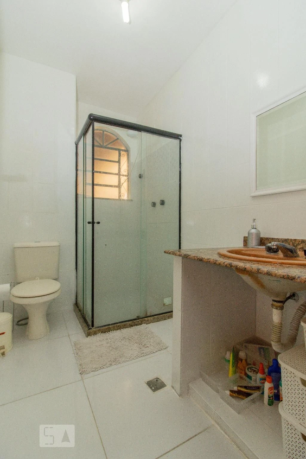 Rental house with 4 bedrooms and a private garden — photo 35