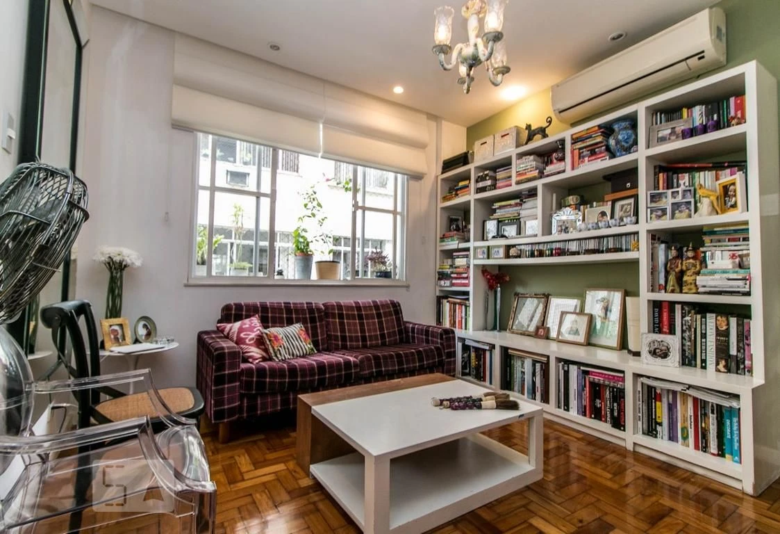 72 m² apartment with a home office and a mountain view — photo 9
