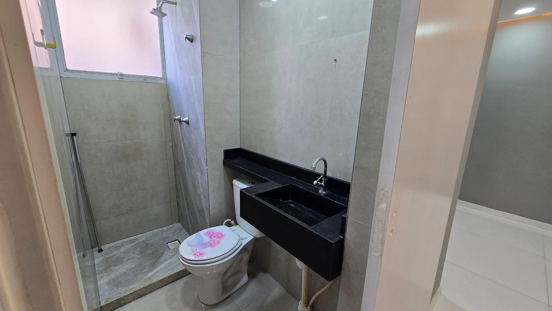 Apartamento de 2 dormitorios con 1 plaza de parking — photo 17