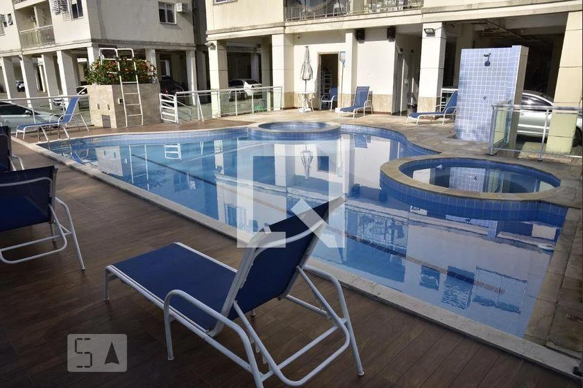 Apartamento de 2 quartos em condomínio com piscina — photo 42