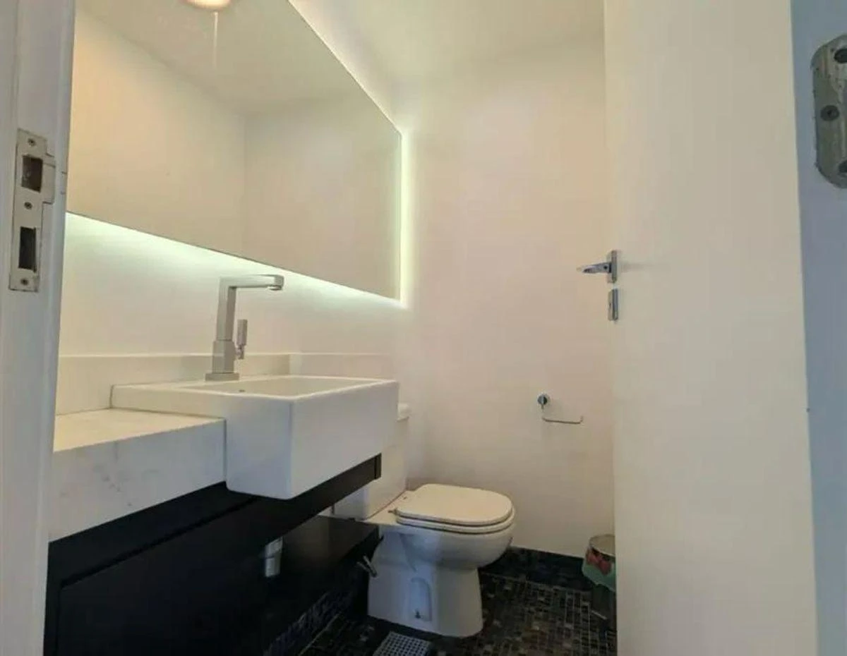 4-bedroom apartment with a mountain view — photo 6
