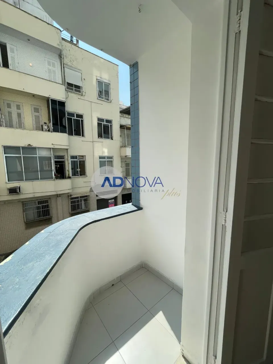 Apartamento de 50 m² com cozinha fechada e varanda — photo 8