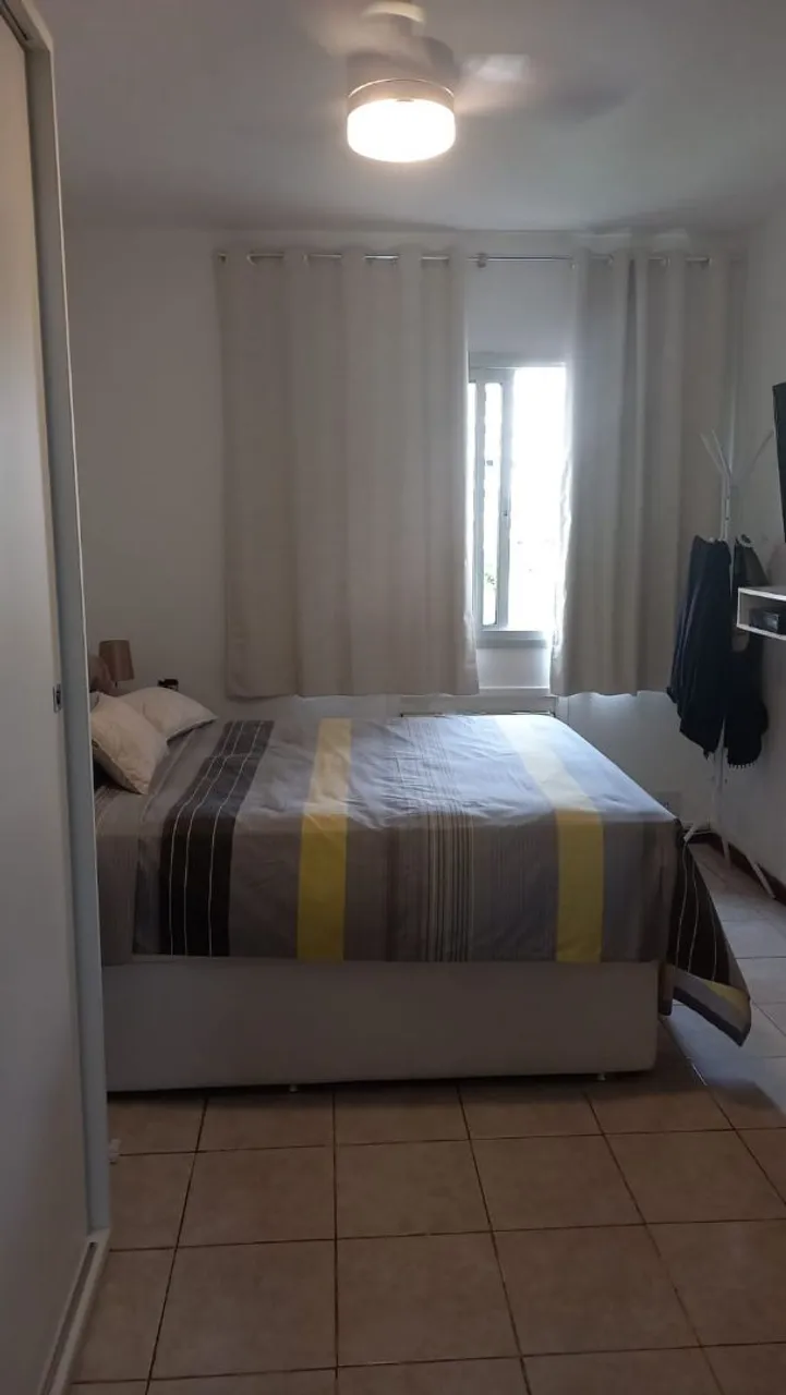 Glass-enclosed balcony in a 2-bedroom apartment, 78 m² — photo 19