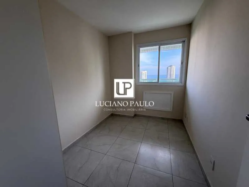 Unfurnished apartment with a balcony and 2 bedrooms — photo 18