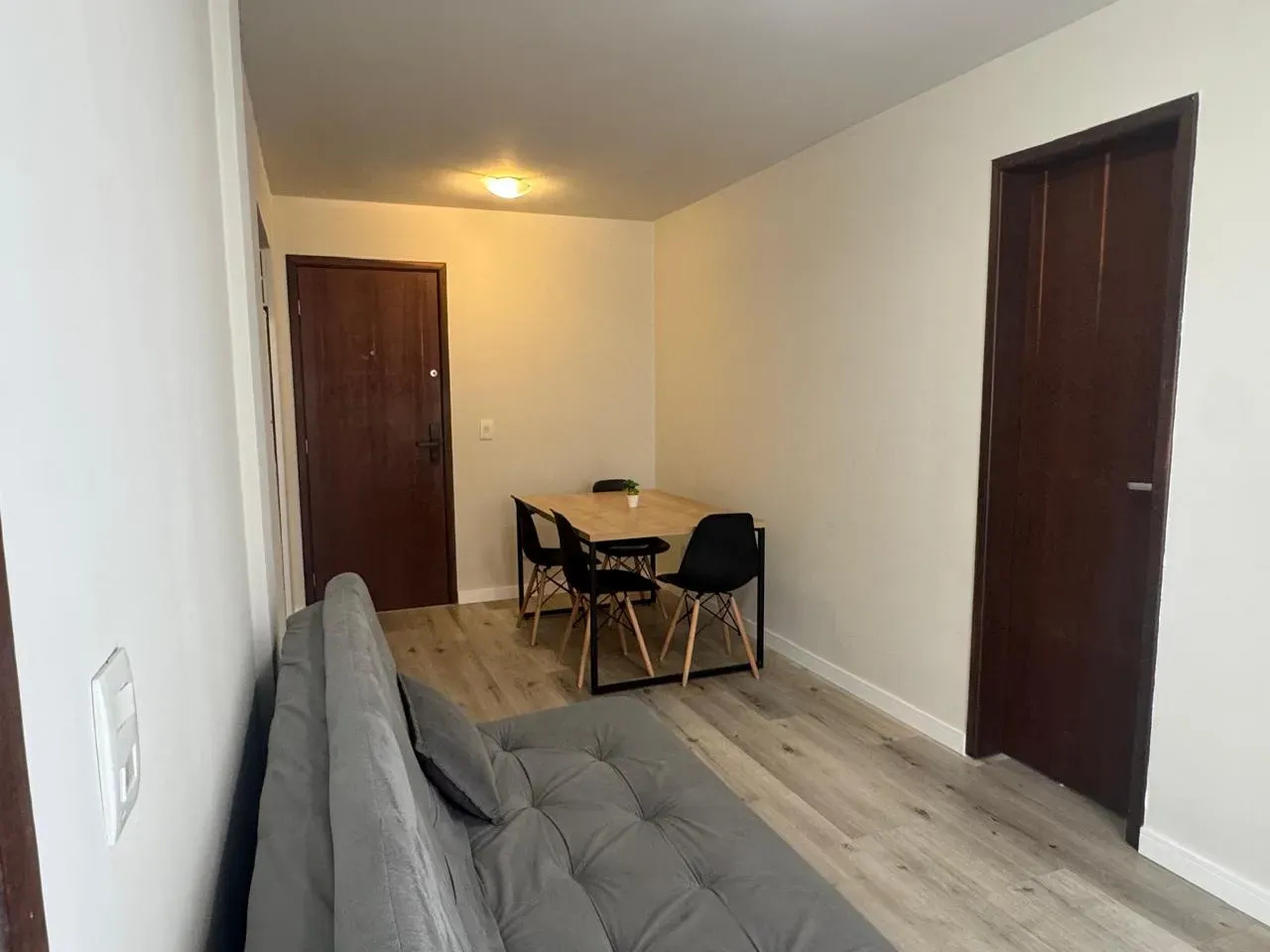 One-bedroom apartment with a washing machine in Curitiba — photo 11
