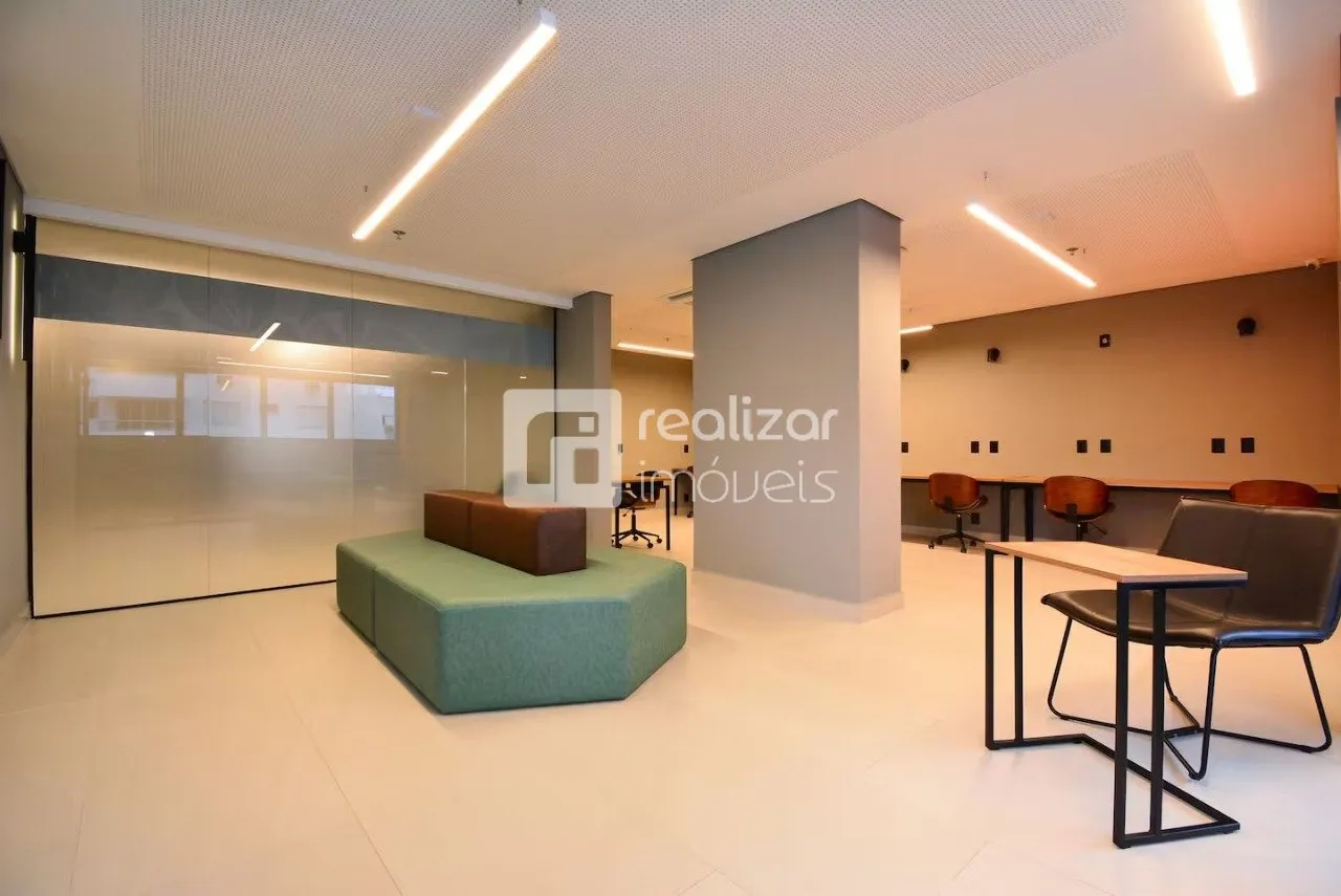 Furnished studio, 34 m², with a home office — photo 27