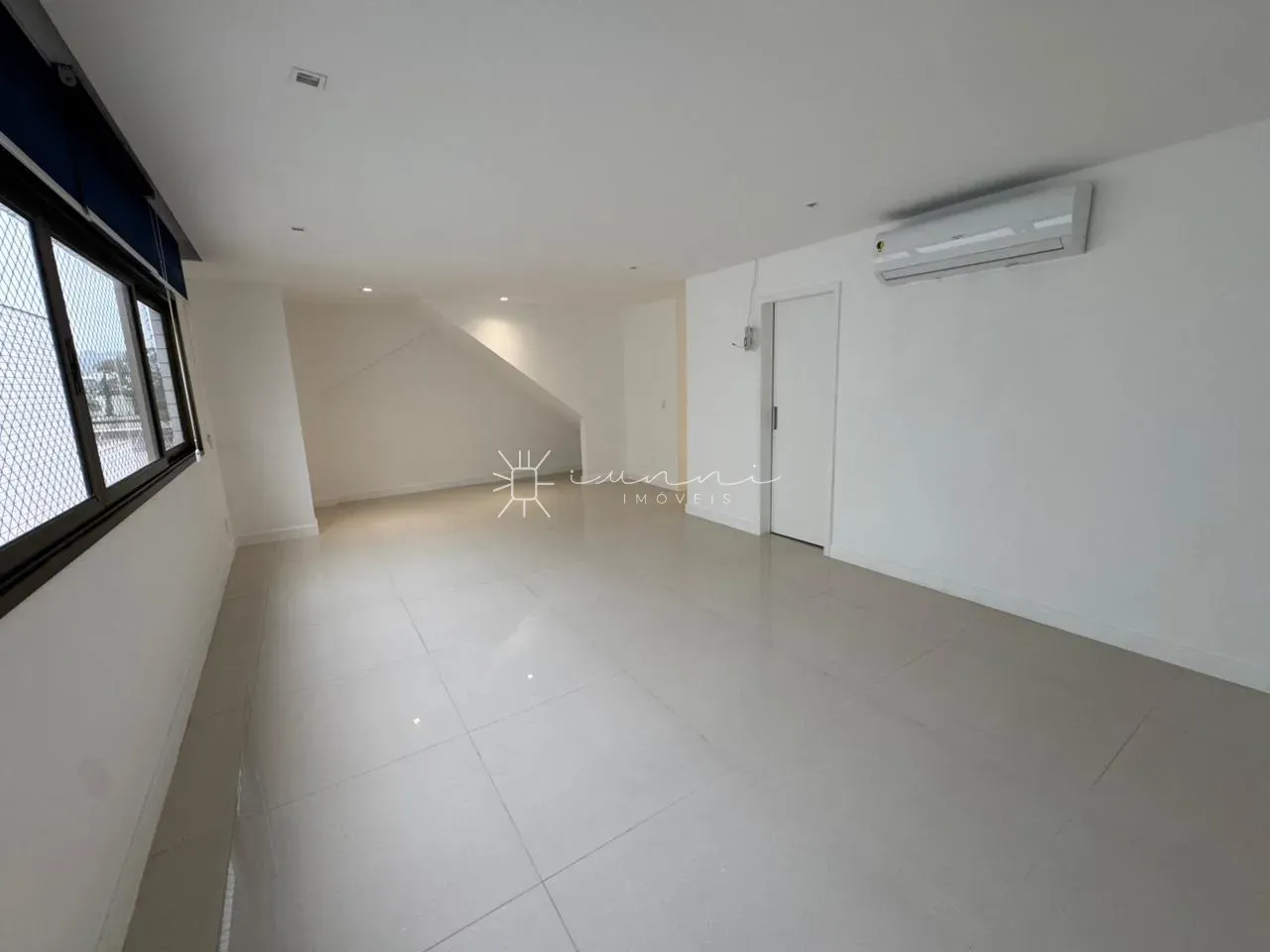 Apartamento com 4 quartos e 5 banheiros com terraço — photo 7