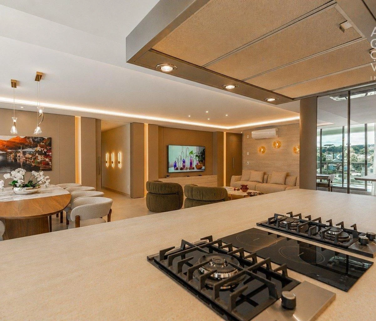 Furnished apartment with 3 en-suite bedrooms and 4 parking — photo 32