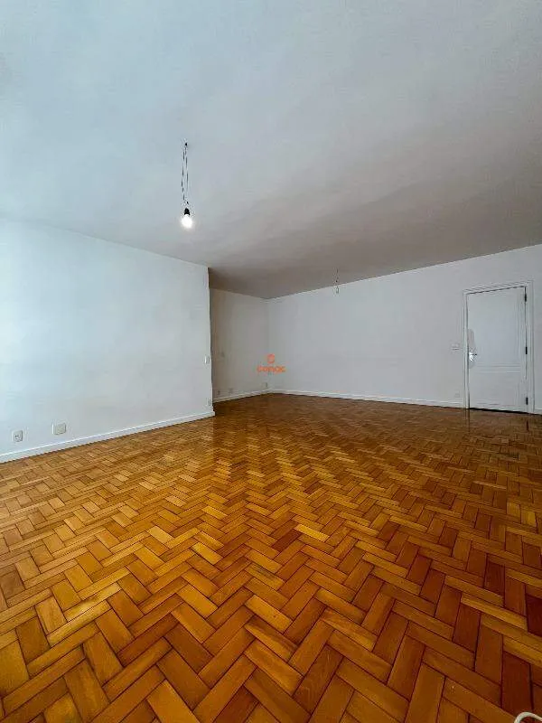 Apartment on the 5th floor with a home office — photo 22