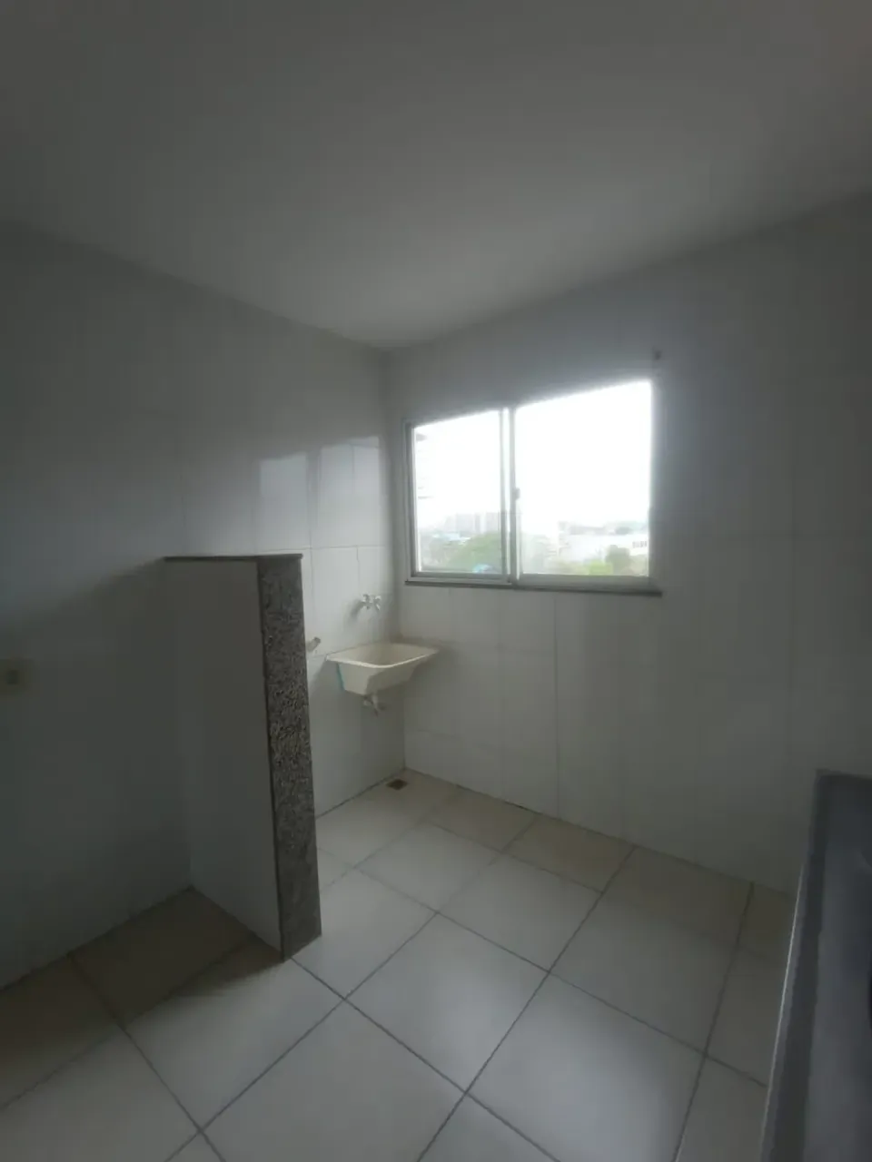 Apartamento sem mobília com 2 quartos e varanda — photo 15