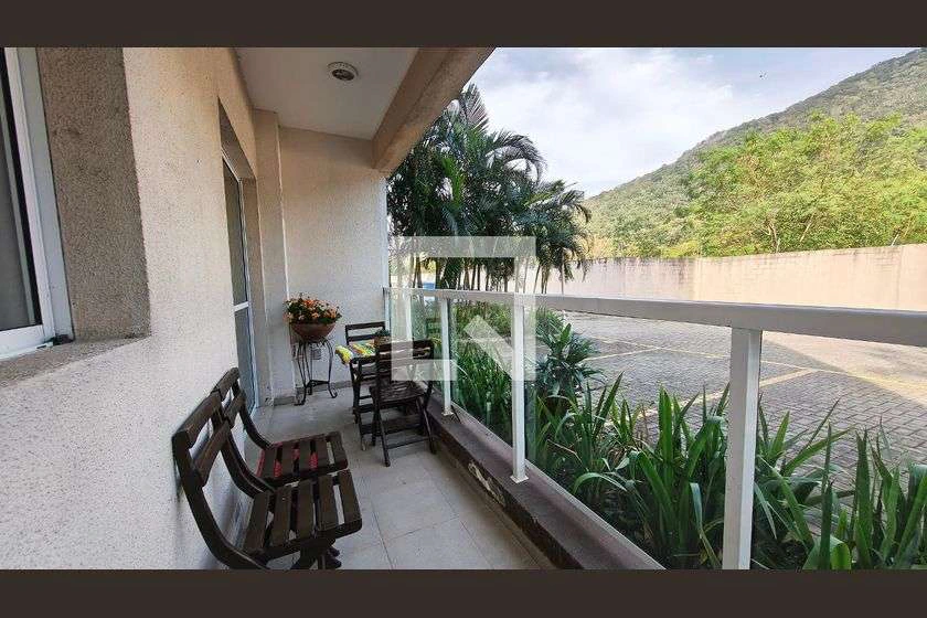 82 m² furnished apartment with 3 bedrooms and parking — photo 16