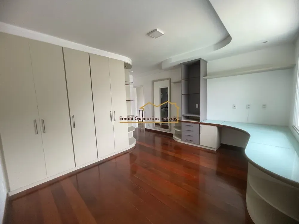 House, 350 m², with a mountain view — photo 22
