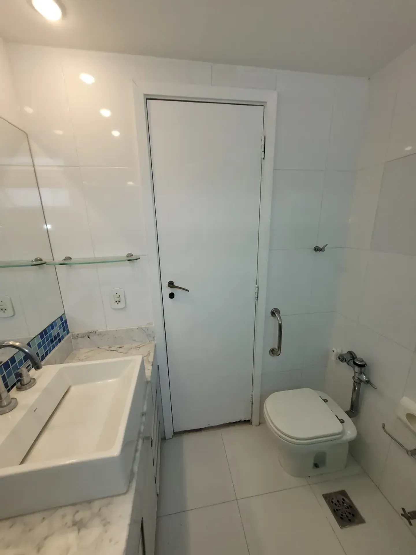 Rental apartment with 3 bedrooms and 103 m² — photo 32