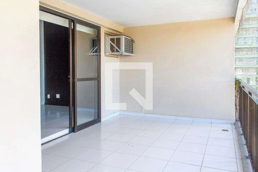 101 m² apartment with 2 en-suite bedrooms and balcony — photo 6