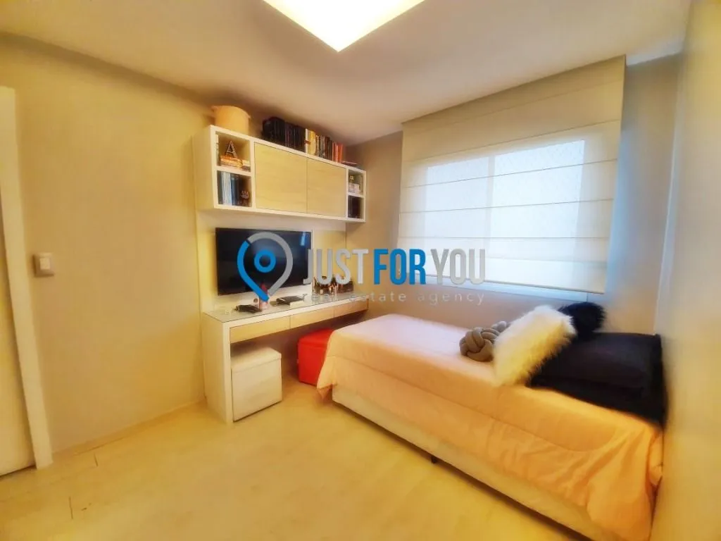 3-bedroom duplex with 4 bathrooms and 189 m² — photo 19