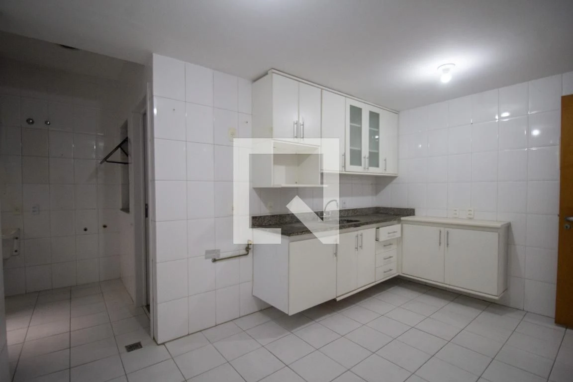 Apartamento com 4 suítes e varanda envidraçada — photo 20