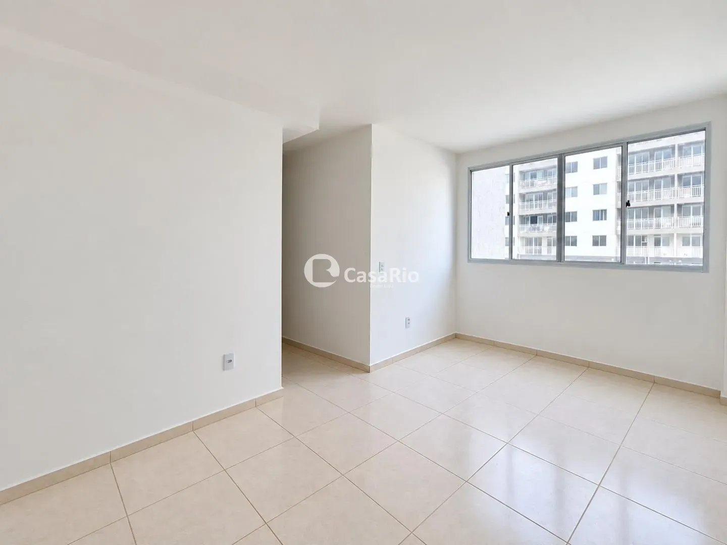 2-bedroom apartment in a building with a gym — photo 8