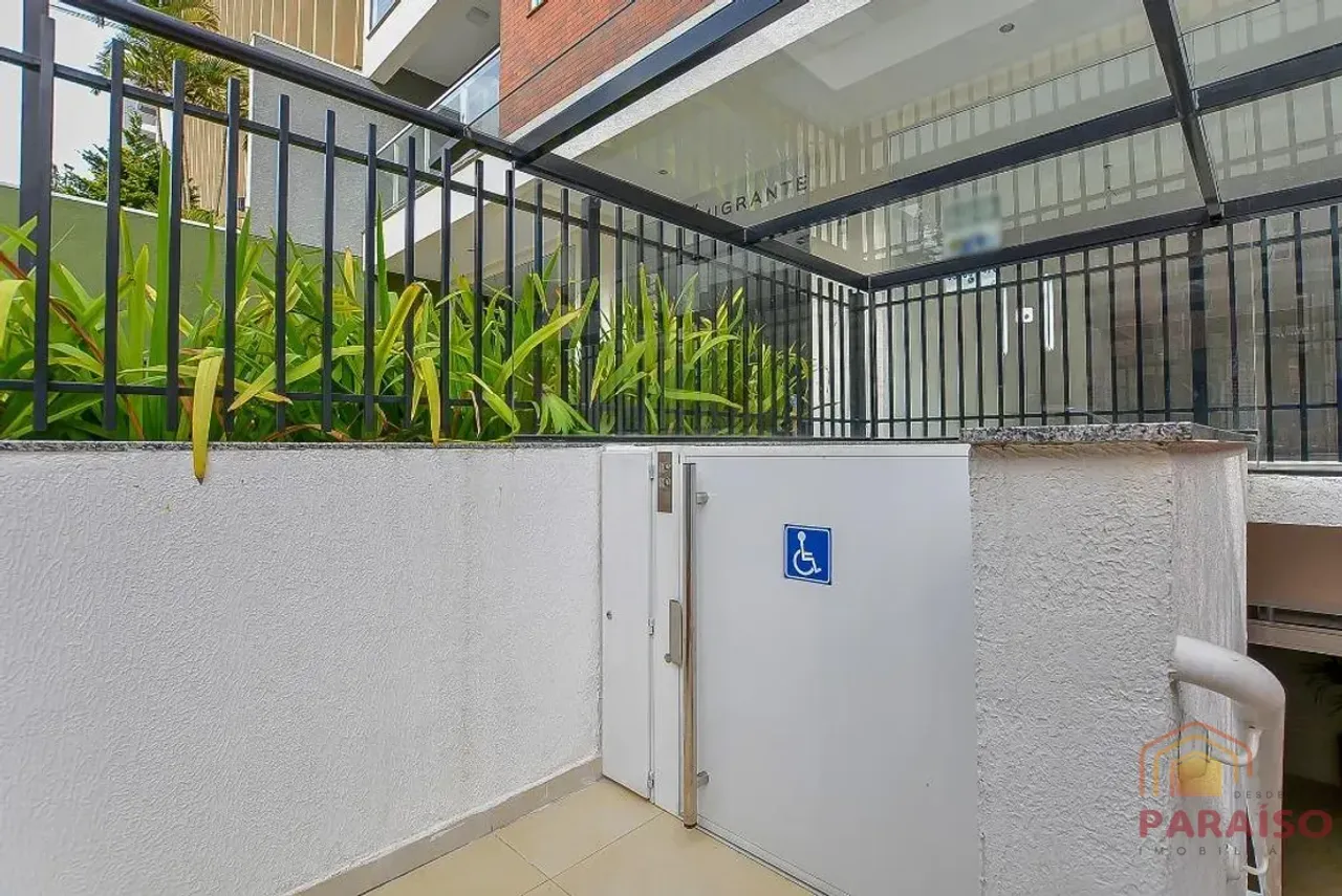 29 m² studio with an open-plan kitchen on the 3rd floor — photo 5