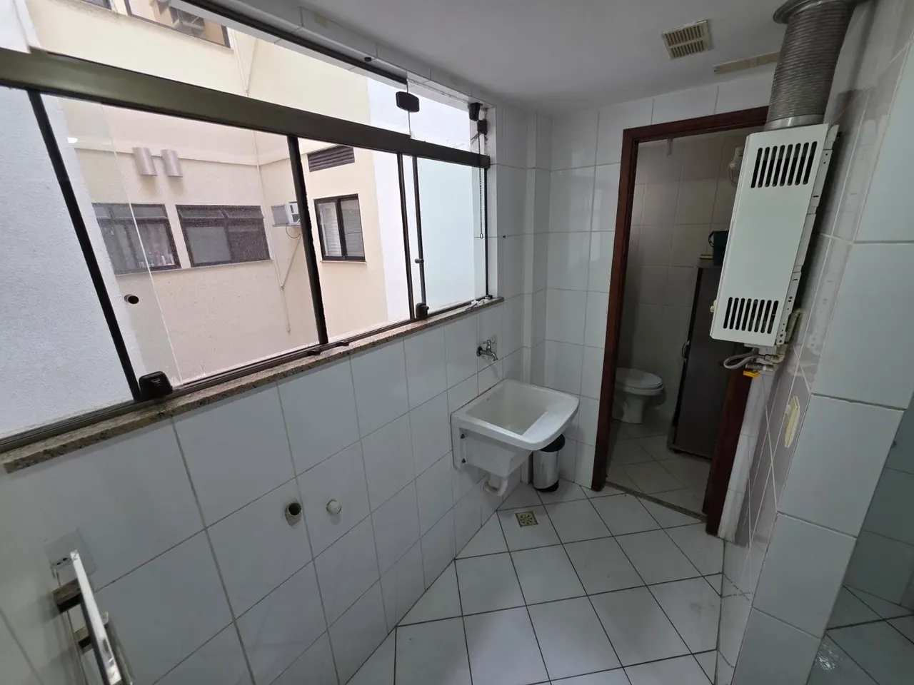 Home office in a 3-bedroom apartment, 94 m² — photo 11