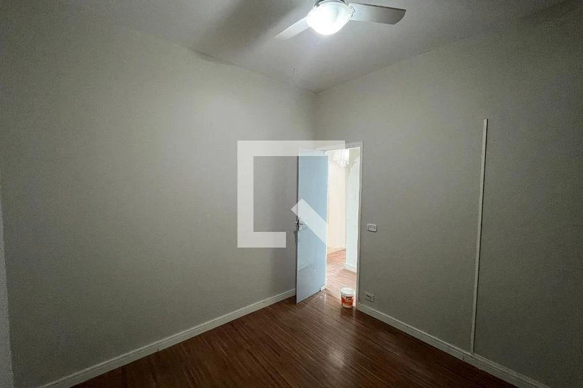 Деревянный пол или ламинат и 3 спальни: квартира 90 м² — photo 32