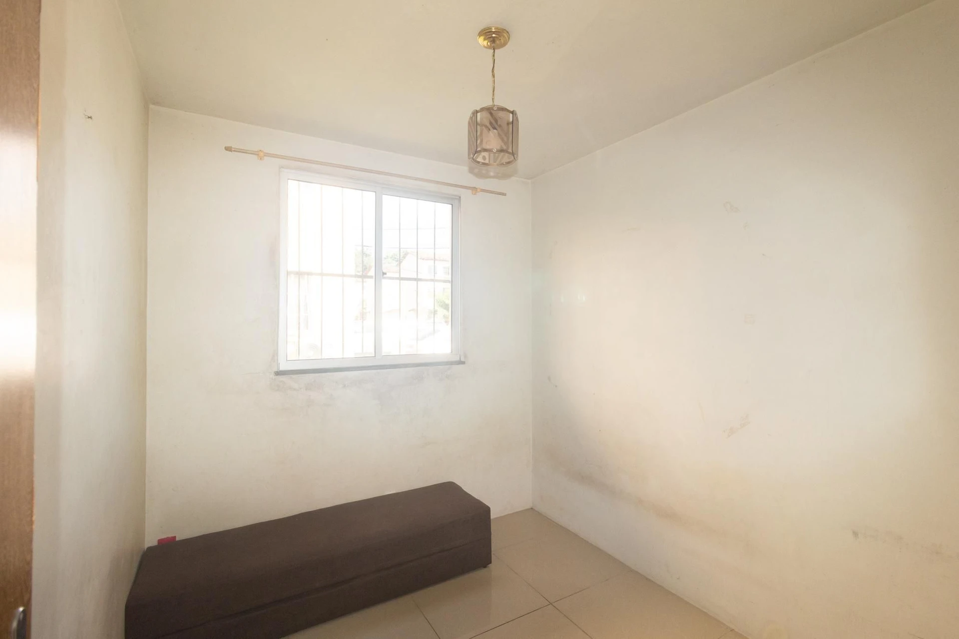 Unfurnished apartment with 2 bedrooms and a separate kitchen — photo 15