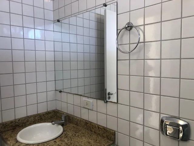 1-bedroom apartment with parking and balcony — photo 3