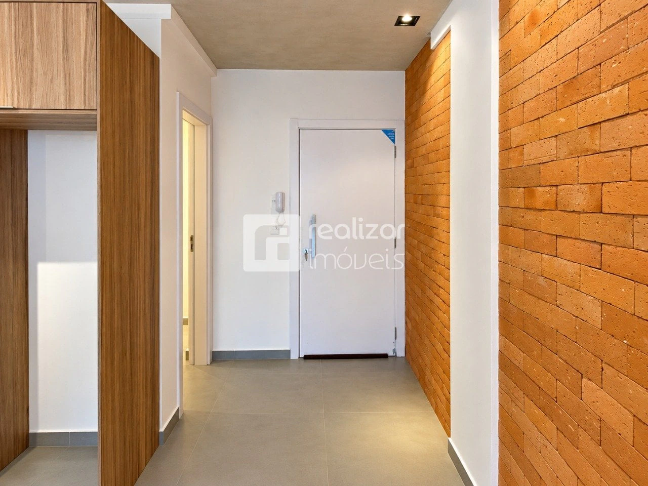 Apartment, 200 m², with a water view — photo 28