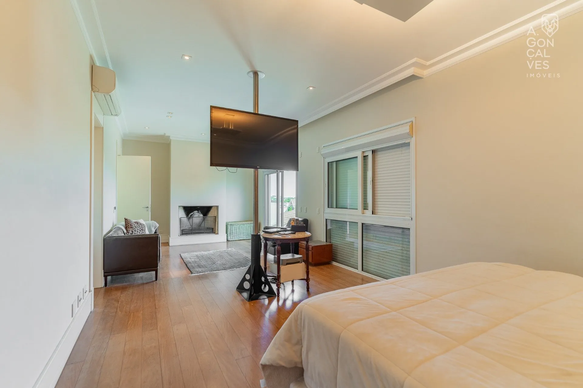 Furnished house with 5 bedrooms and 5 bathrooms — photo 29