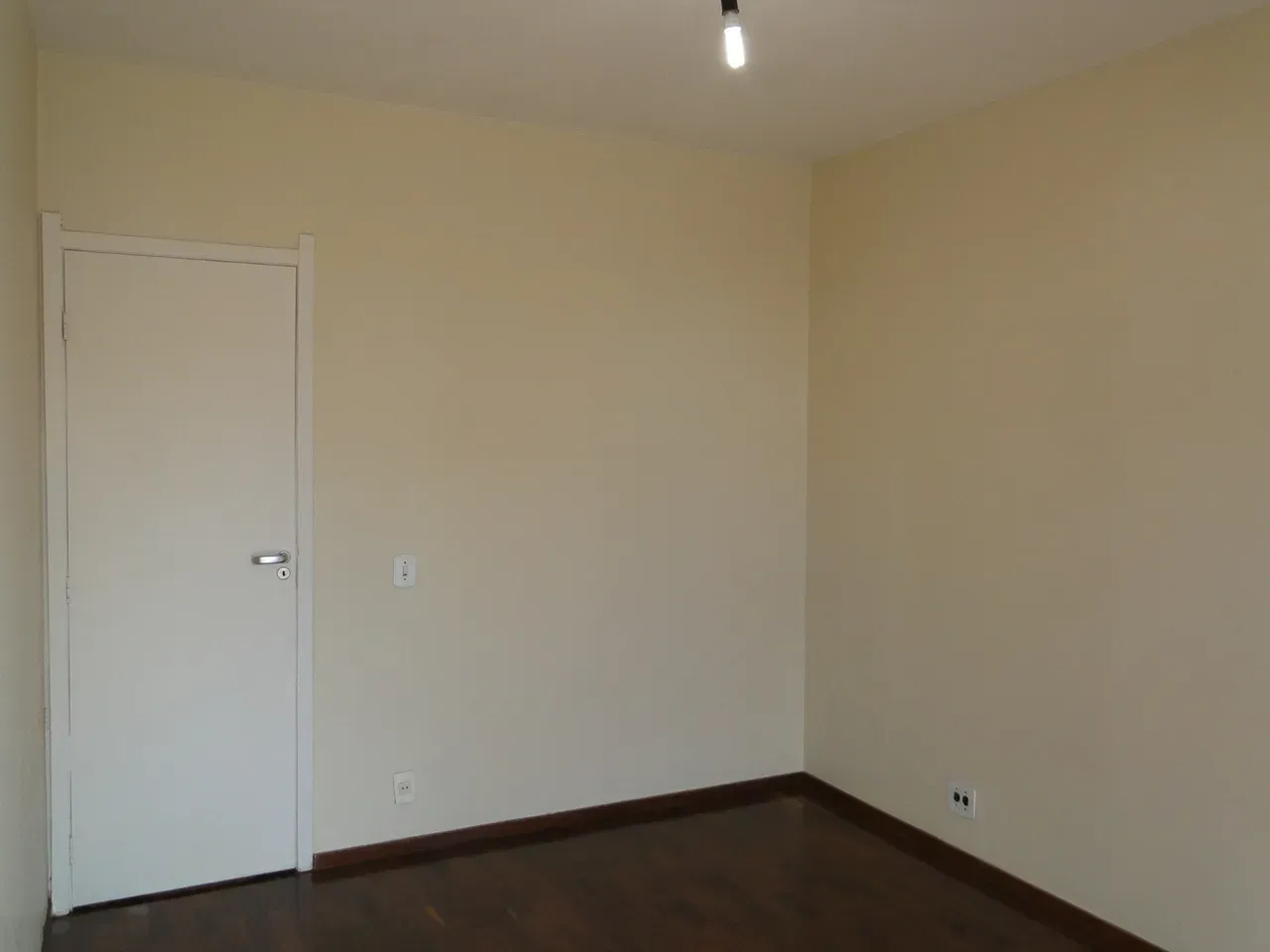2-bedroom apartment with an en-suite and 2 bathrooms — photo 17