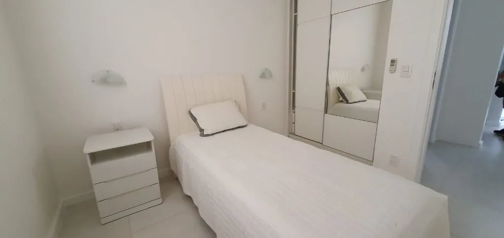 2-bedroom apartment with a washing machine — photo 4