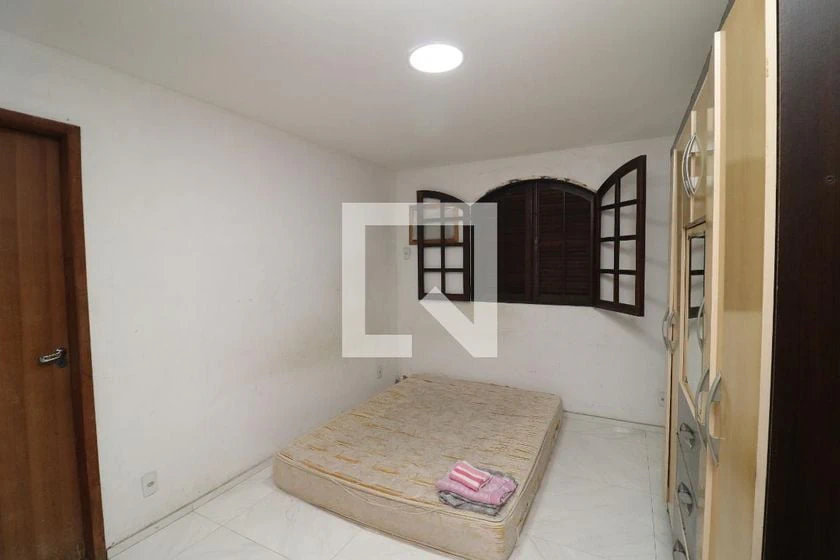 House with 4 en-suite bedrooms and 540 m² garden