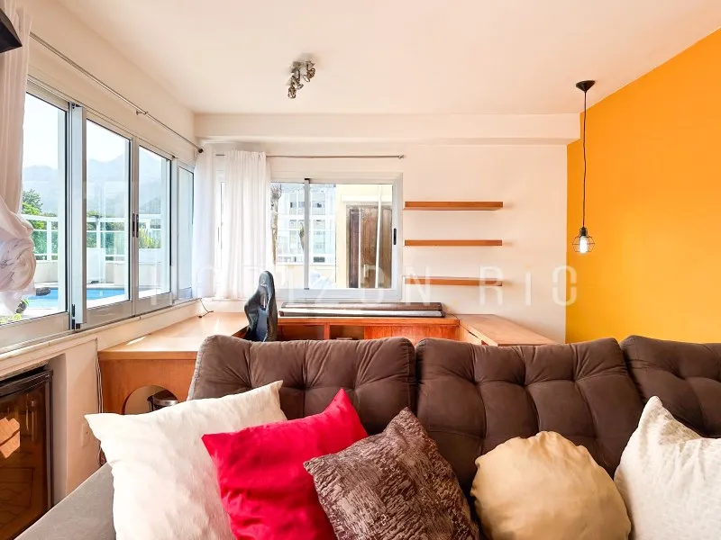 2-bedroom apartment in a building with a sauna — photo 23