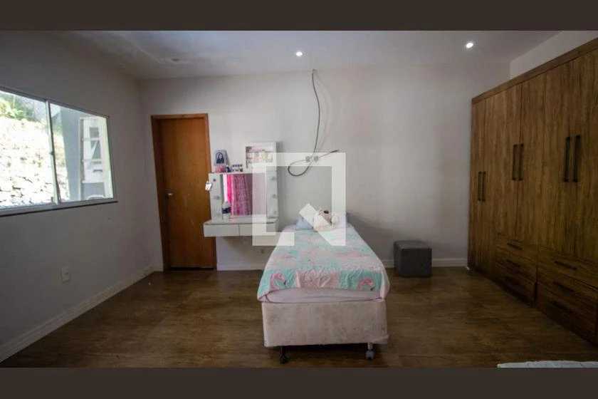 Casa para alugar com 5 quartos e varanda — photo 27