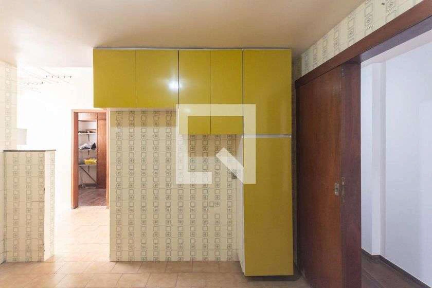 3-bedroom apartment with 2 parking spots and 133 m² — photo 4