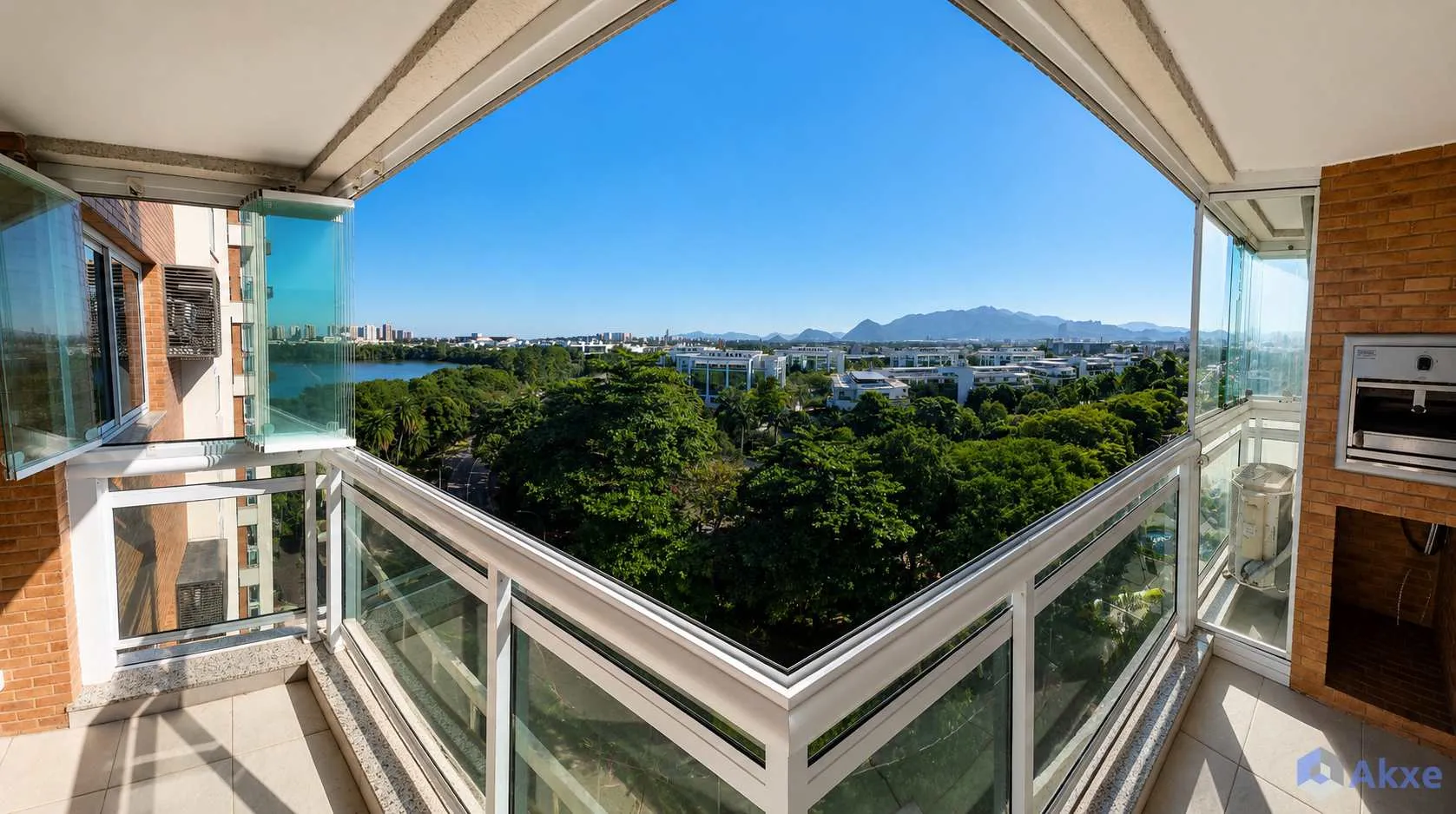 2-bedroom apartment with an en-suite and balcony grill — photo 7