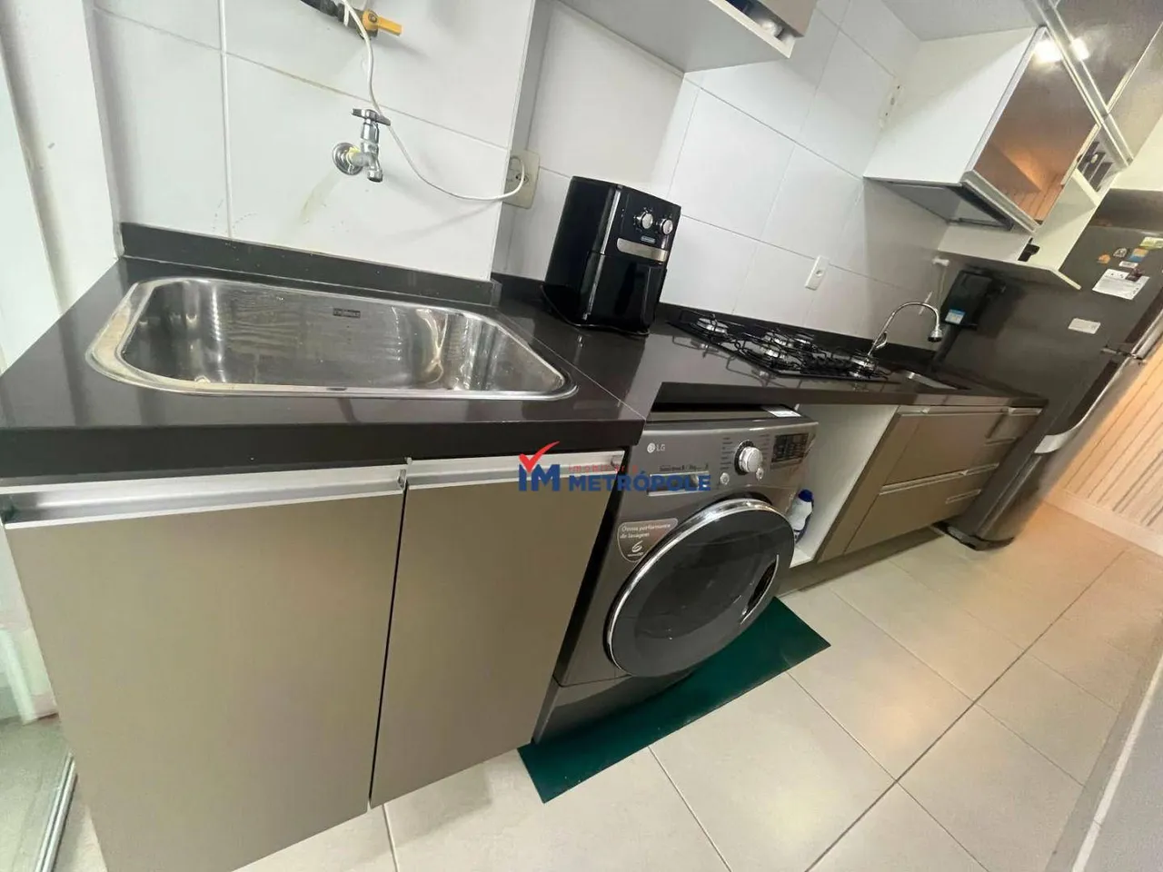 Furnished apartment with 3 bedrooms and an American-style kitchen 72 m² — photo 19